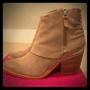 Catherine Malandrino Bootie perfect 4 Nashville!